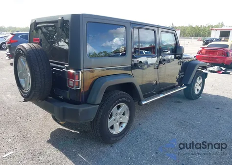 2014 Jeep Wrangler Unlimited Sport из США, поврежденный, VIN 1C4BJWDG1EL171409